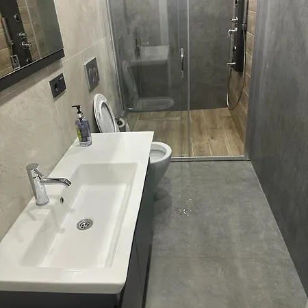 Alaca Konaklari / 5 Bedrooms / Swimming Pool / 3x Airconditioning Villa Rize